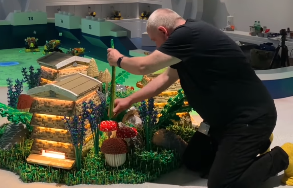 LEGO House bee experience