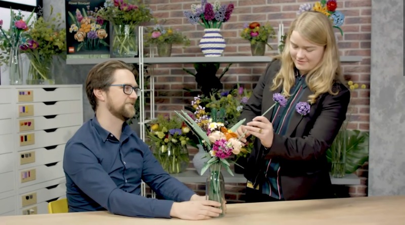 How LEGO decided which flowers to include in 10280 Flower Bouquet