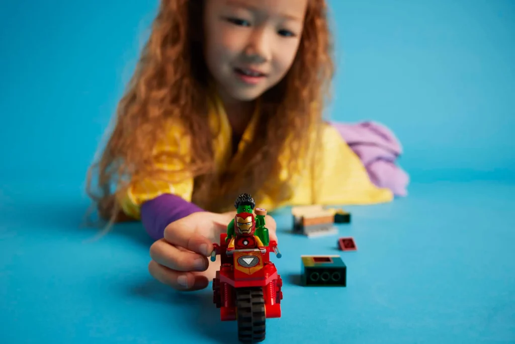 LEGO Marvel 76287 Iron Man with Bike and The Hulk 6 1024x684