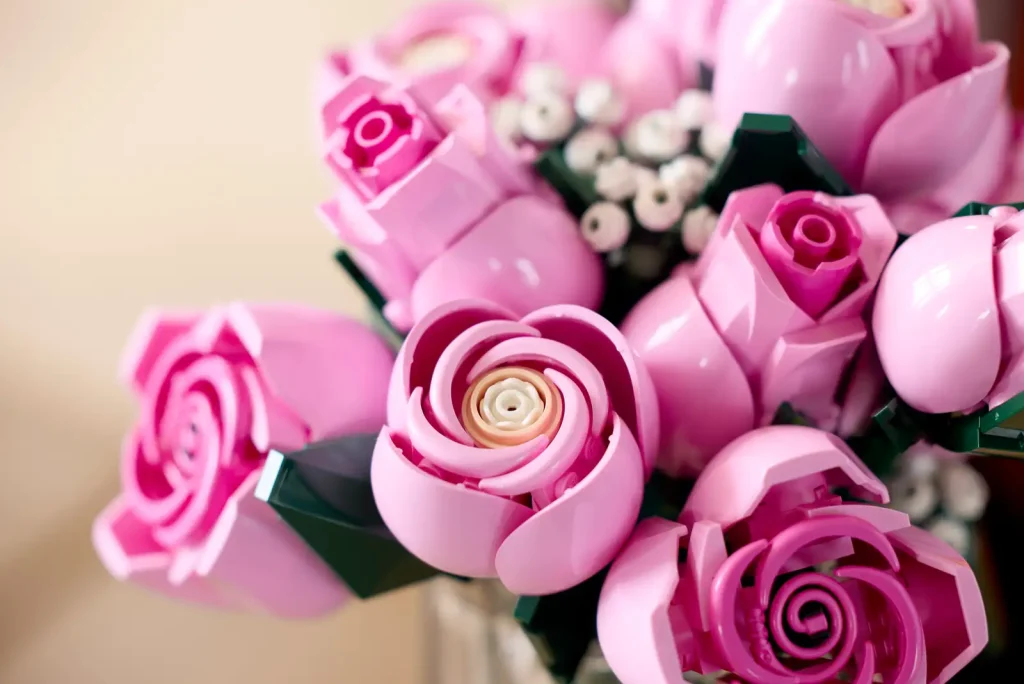 LEGO Botanicals 10374 Bouquet of Pink Roses Lifestyle 6 1024x684