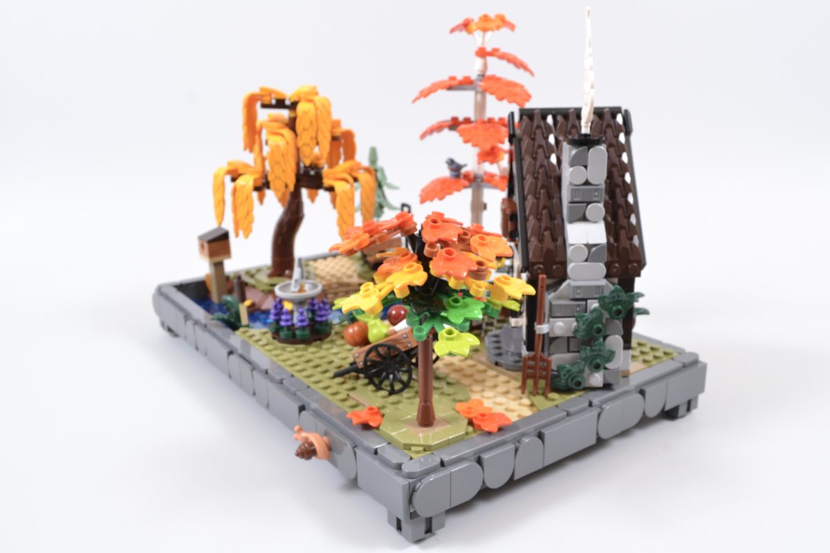 LEGO Icons 11372 Autumn Cottage Garden 3 1200x800