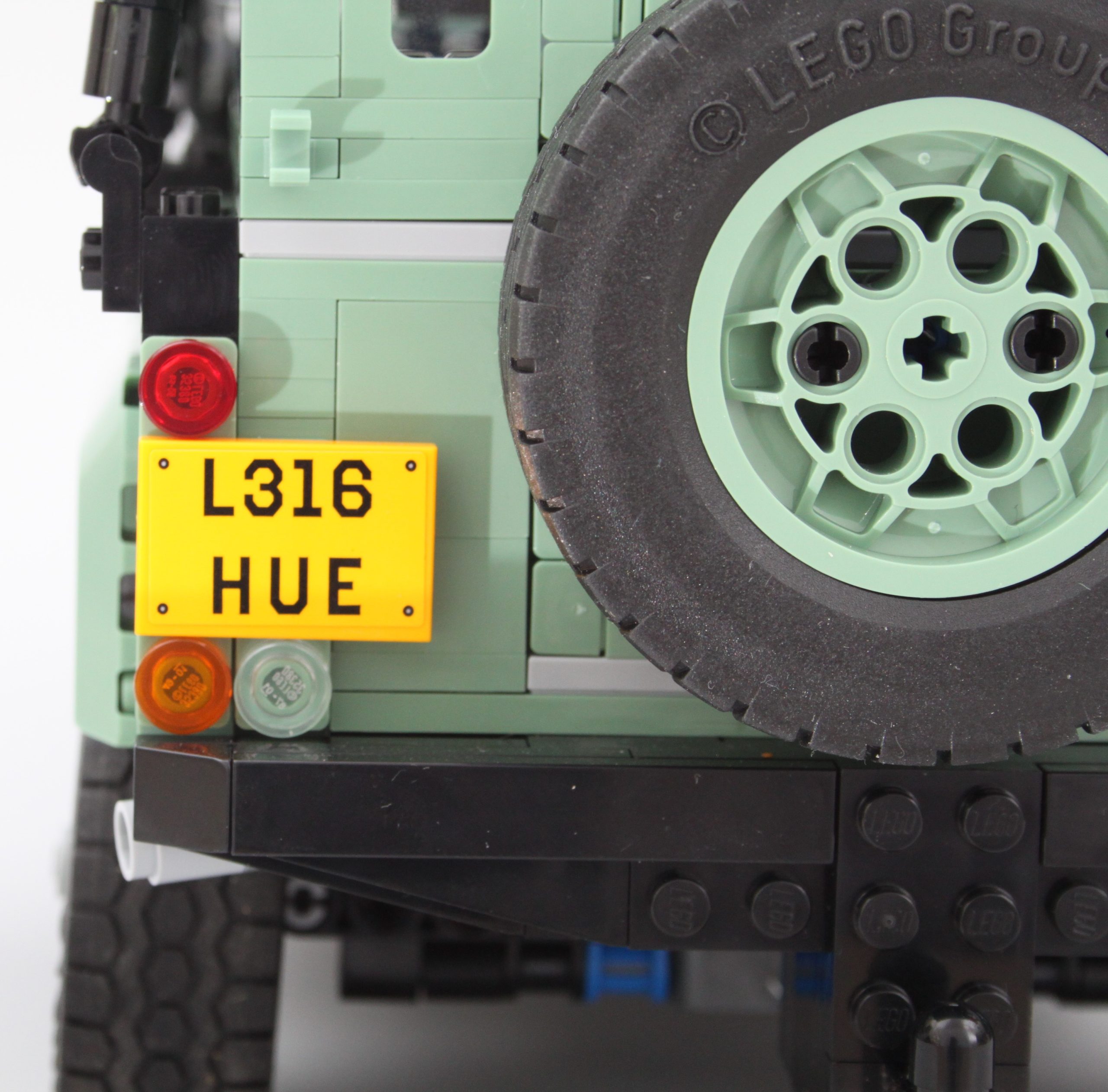 LEGO ICONS 10317 Land Rover Classic Defender 90 review 23 scaled
