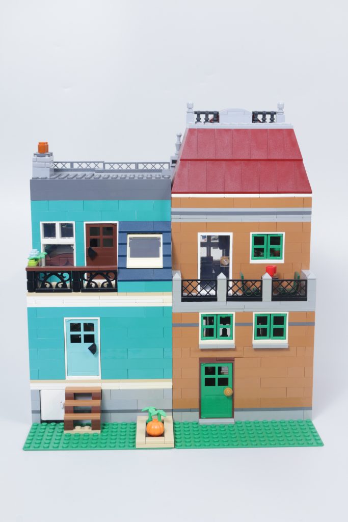 LEGO Icons 10350 Tudor Corner second review plus comparison with 10251 Brick Bank and 10270 Bookshop 27 683x1024