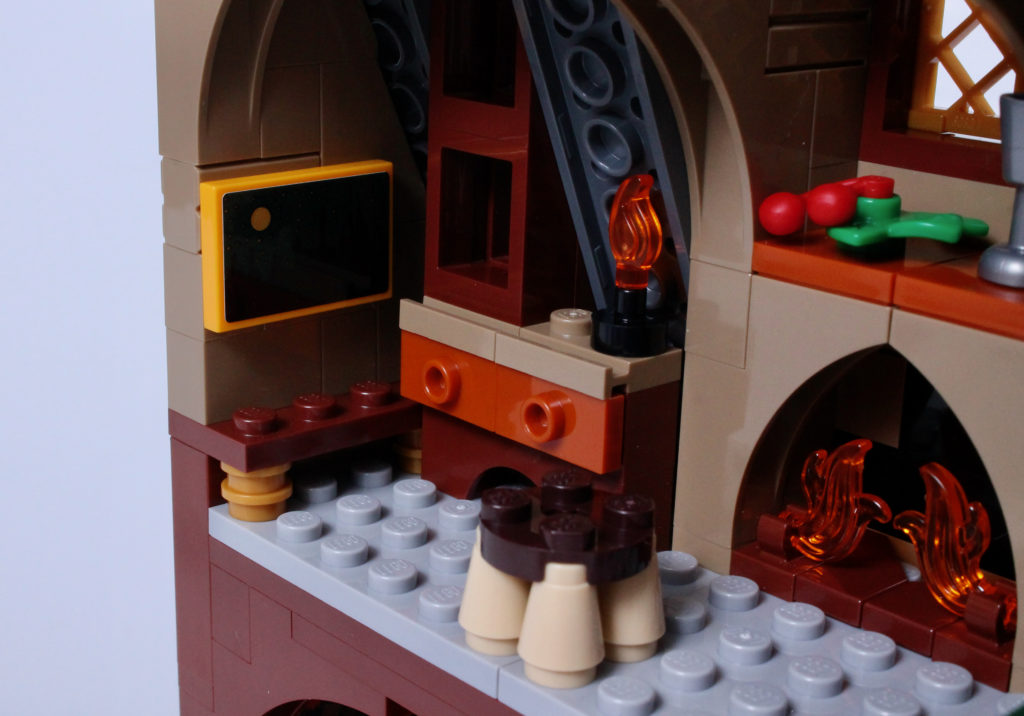 LEGO Harry Potter 76388 Hogsmeade Village Visit review 16