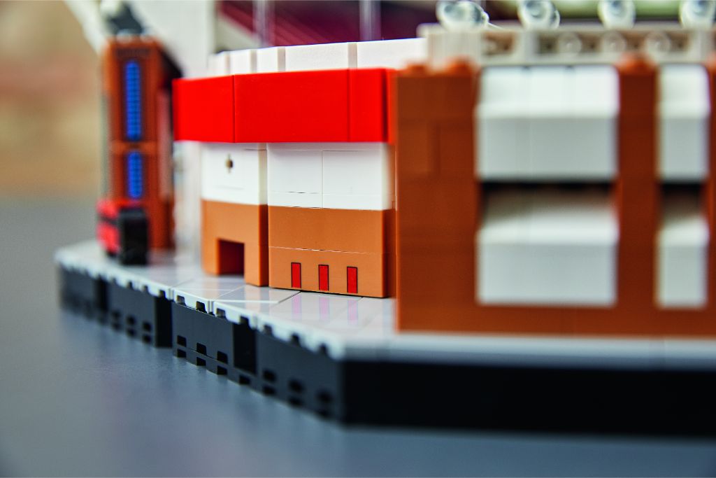 LEGO Creator Expert 10272 Old Trafford Manchester United 34