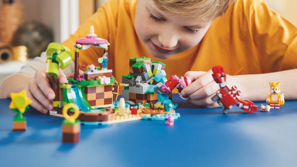 LEGO Sonic the Hedgehog 76992 Amys Animal Rescue Island featured 1024x576