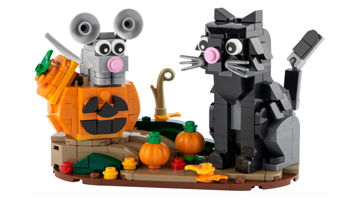 New LEGO Halloween Cat and Mouse set coming in August