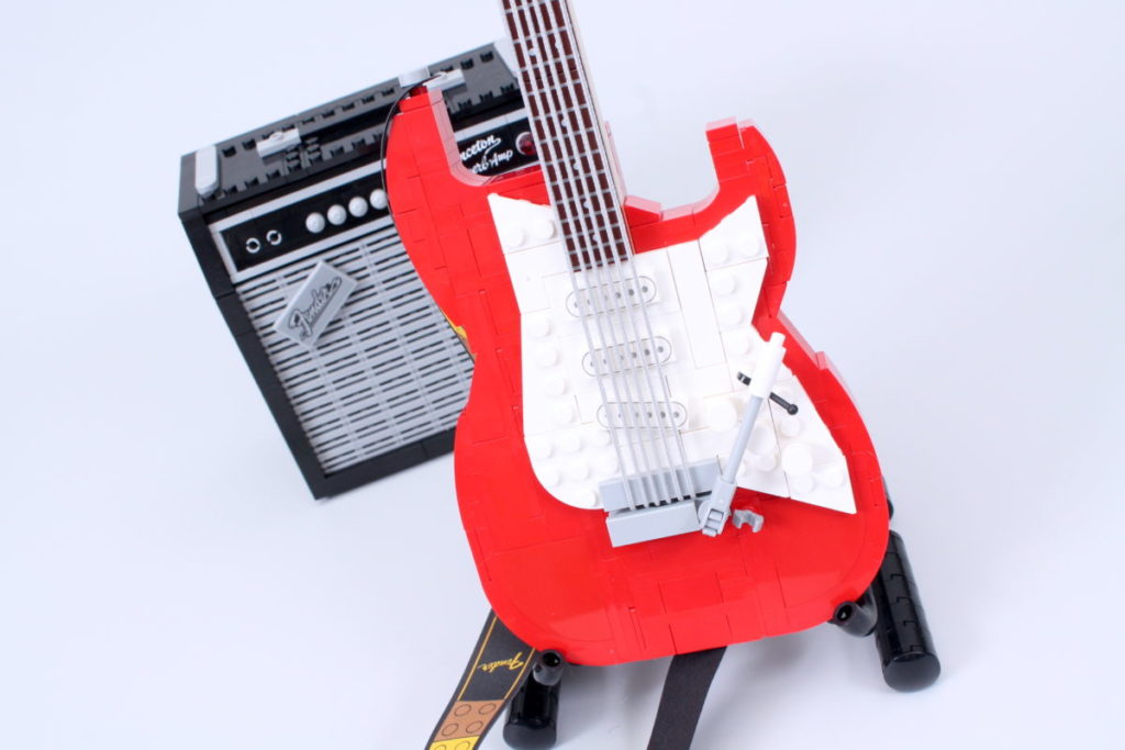 LEGO Ideas 21329 Fender Stratocaster review 51 1024x683