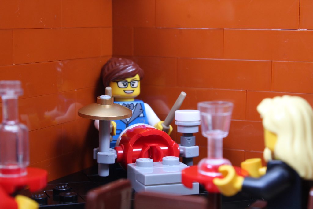 LEGO Icons 10312 Jazz Club review 31 1024x683