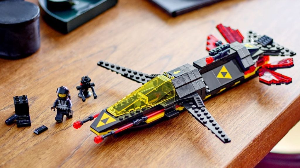 LEGO Space 40580 Blacktron Cruiser gift with purchase lifestyle featured 1024x576