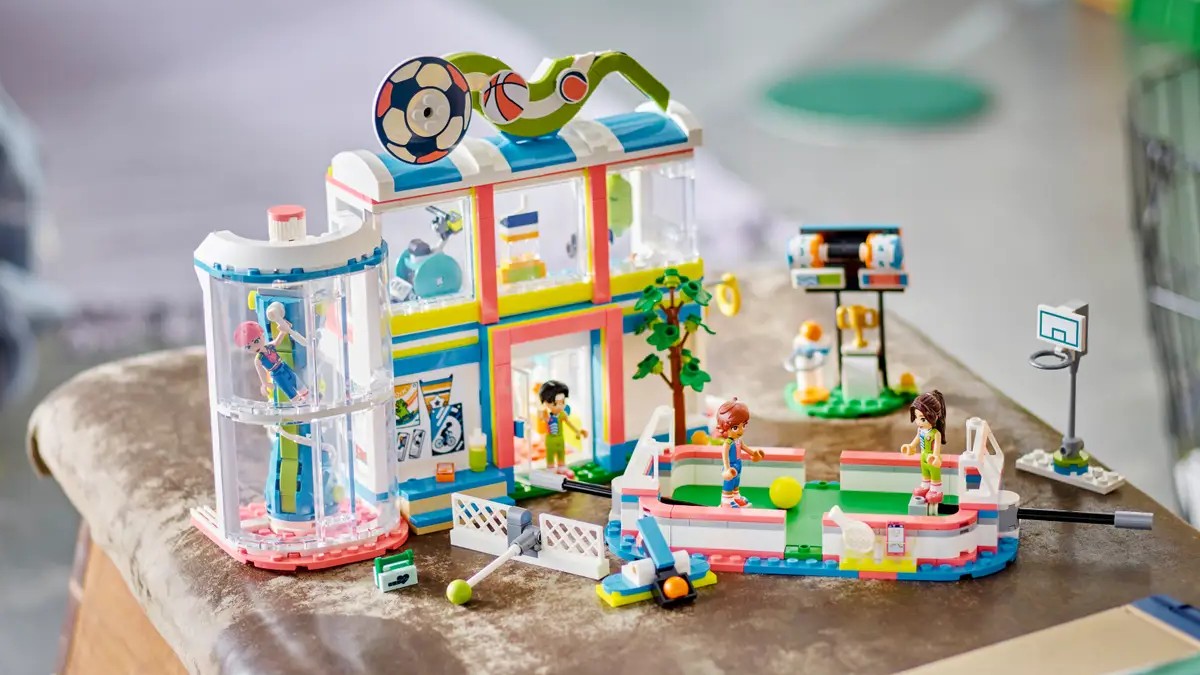 LEGO Friends diversifies mini-dolls again in 41744 Sports Center 