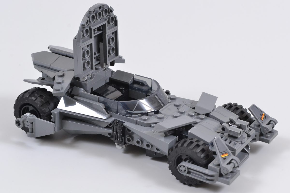 LEGO DC 76331 Batman V Superman Batmobile 9 1200x800