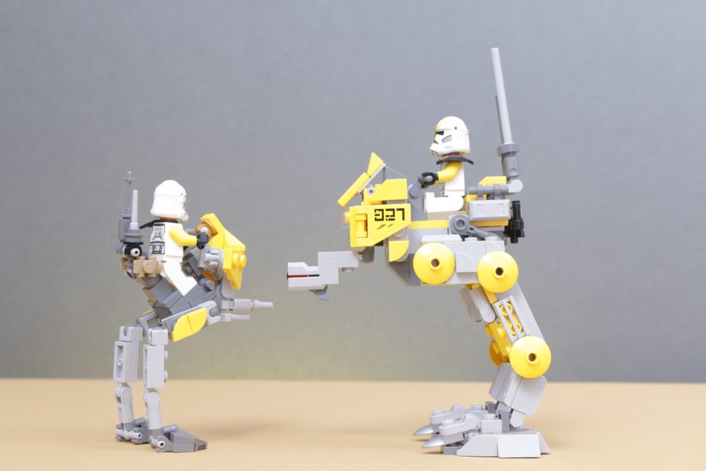Custom LEGO Star Wars MOC AT RT 501st 327th Clone Troopers build 16 1024x683