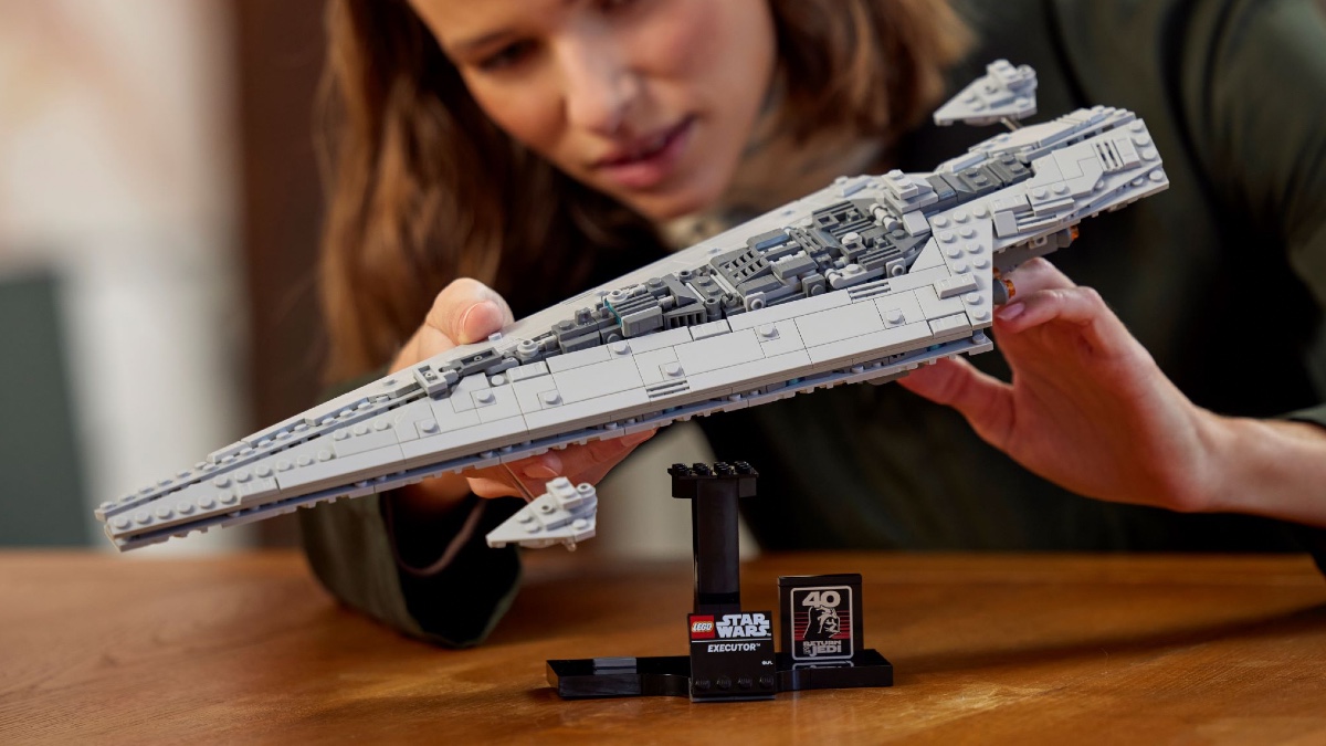 Upcoming LEGO Star Wars sets appear early as Walmart exclusives