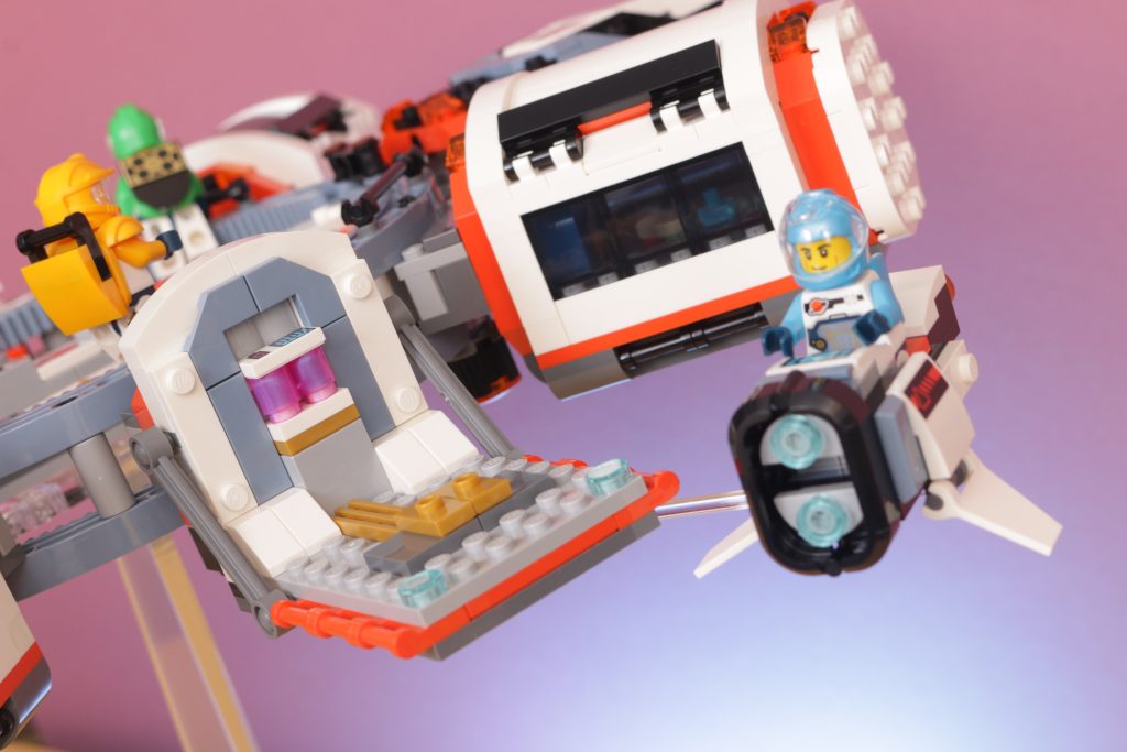LEGO City 60433 Modular Space Station review 21 1024x683