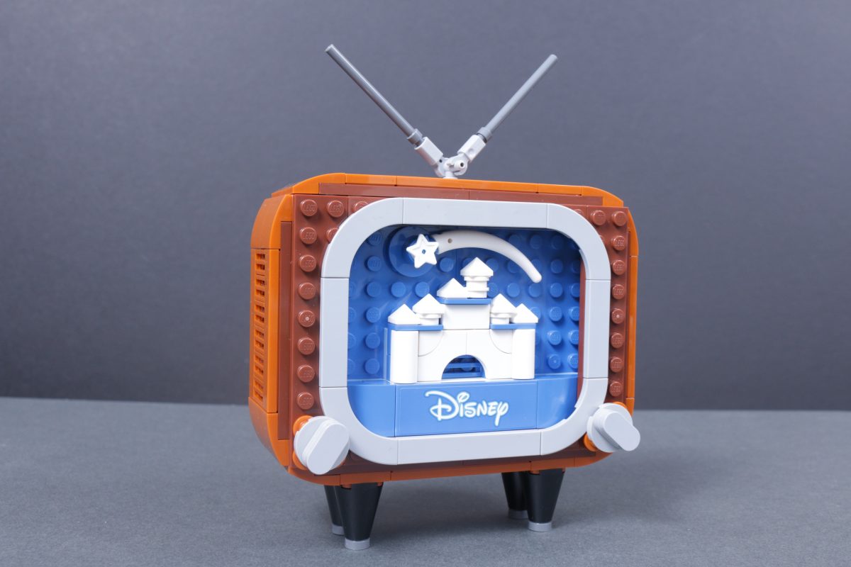 LEGO Disney 40774 Disney Classic Animation Scenes review 3 1200x800
