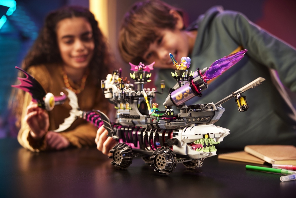 LEGO DREAMZzz 71469 Nightmare Shark Ship 4 1024x683