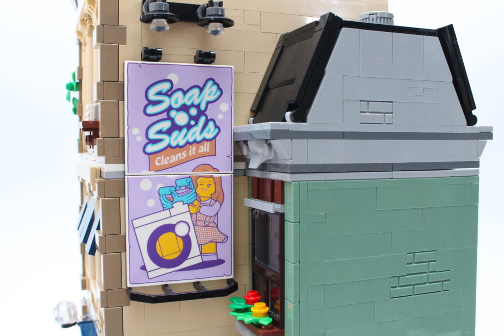 10278 Police Station 6