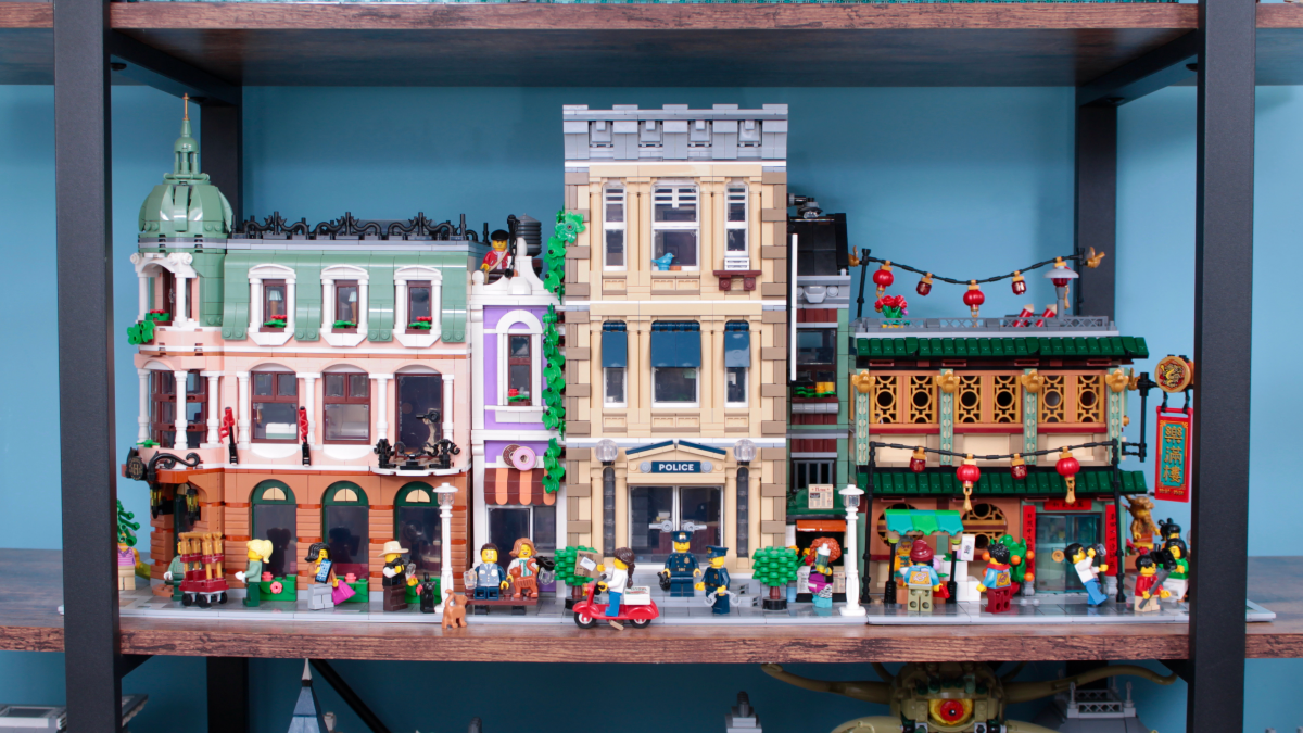 How to turn LEGO 80113 Family Reunion Celebration into a modular building for just £25