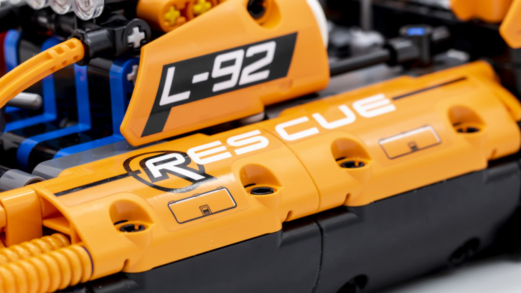 LEGO Technic 42120 Rescue Hovercraft 11