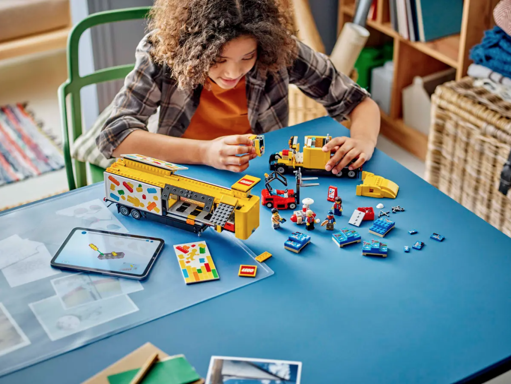LEGO City 60440 LEGO Delivery Truck 10 1024x769