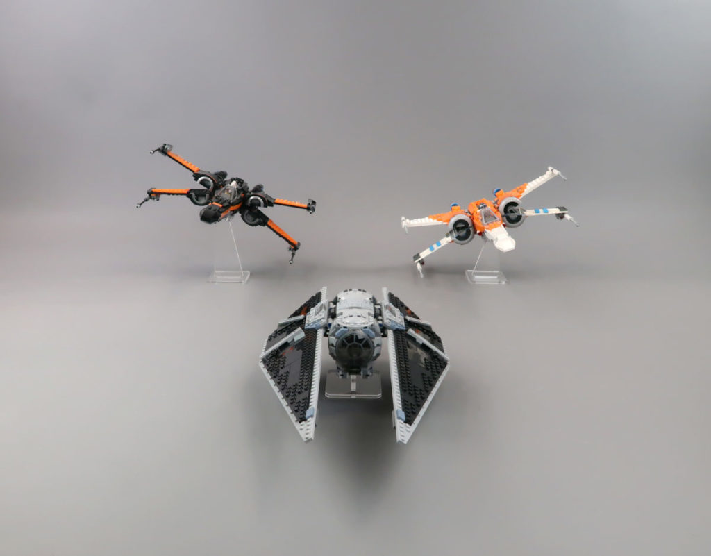 iDisplayit Brick Fanatics LEGO display stands promotion 3 1024x801
