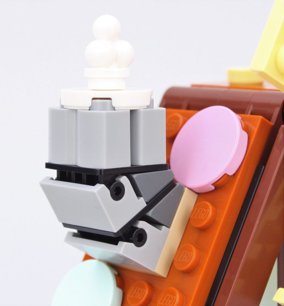 LEGO 40657 Dream Village Dreamzzz review 26 950x1024