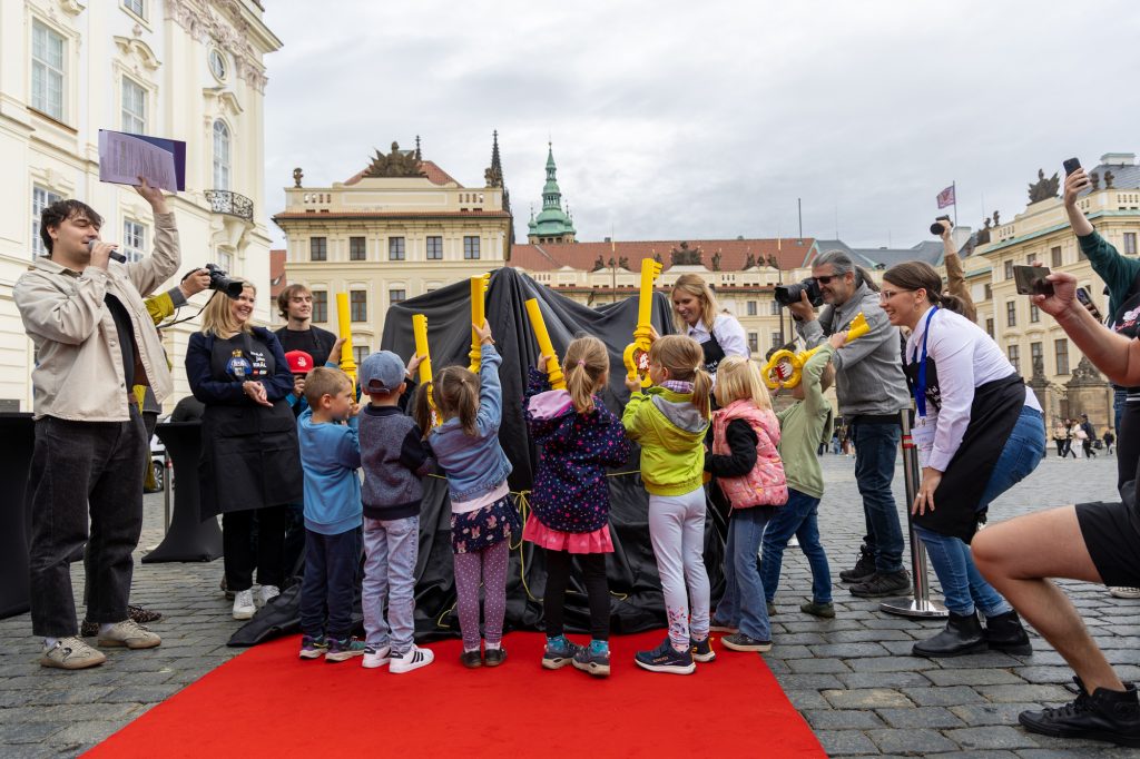 LEGO Royal Crown unveiling 1024x682
