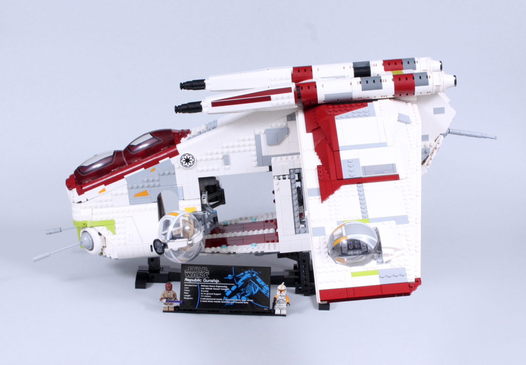 LEGO Star Wars 75309 Republic Gunship review 3