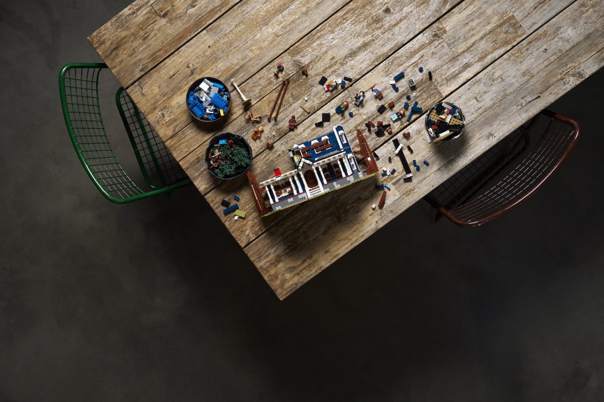 LEGO Icons 11370 Stranger Things The Creel House 22 1200x800