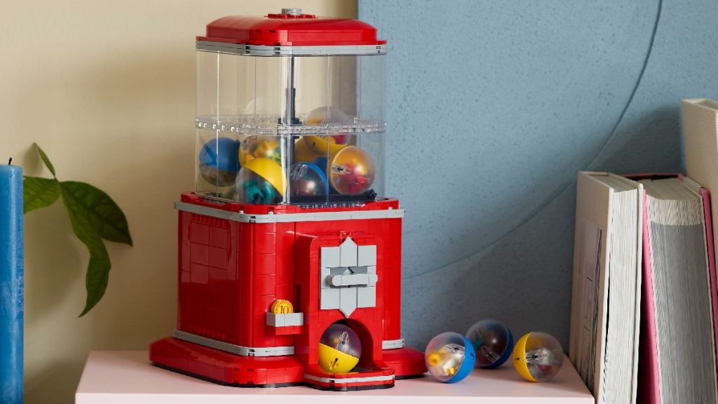 LEGO Ideas 21358 minifigure vending machine lifestyle featured 1024x576