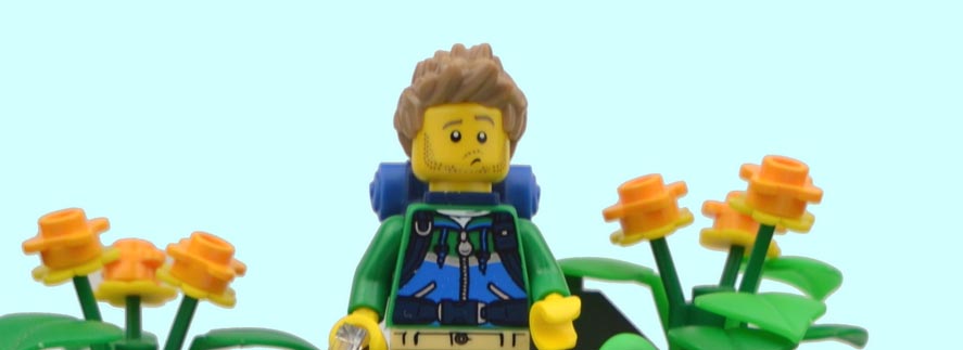 LEGO Collectible Minifigures Series 16 Vignettes: Hiker