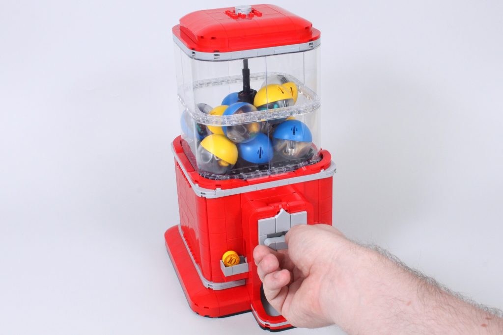 LEGO Ideas 21358 minifigure vending machine review 16 1024x683