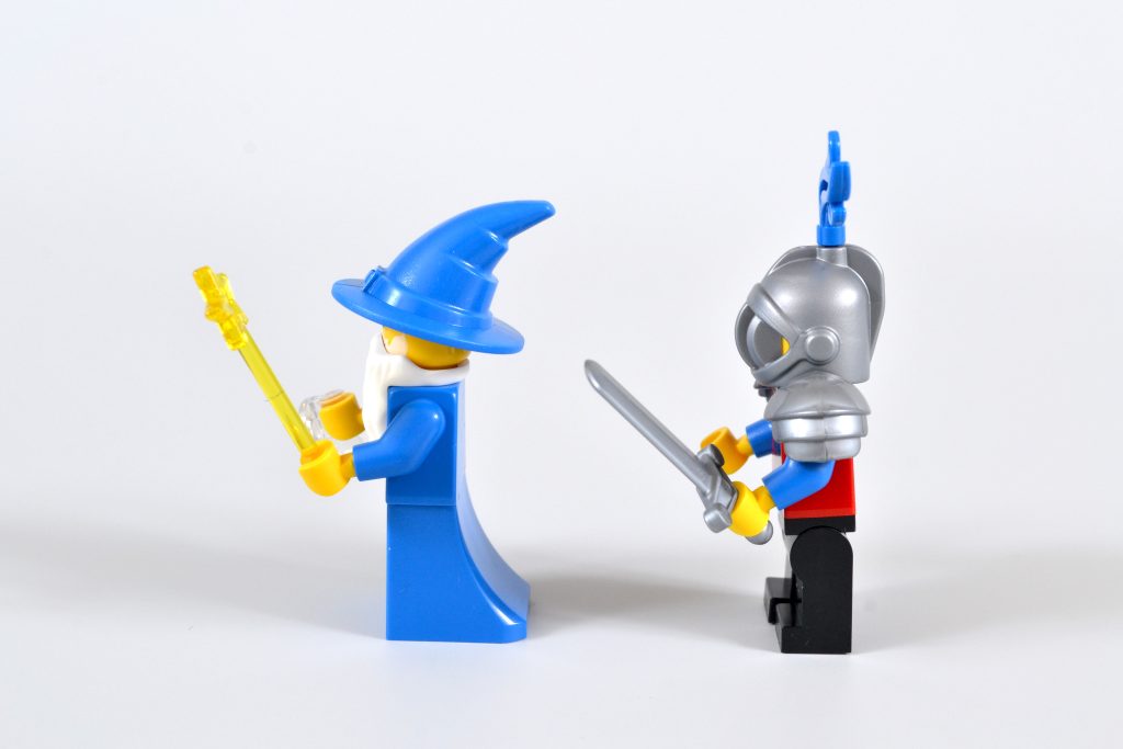 LEGO 40601 Majistos Magical Workshop 26 1024x683