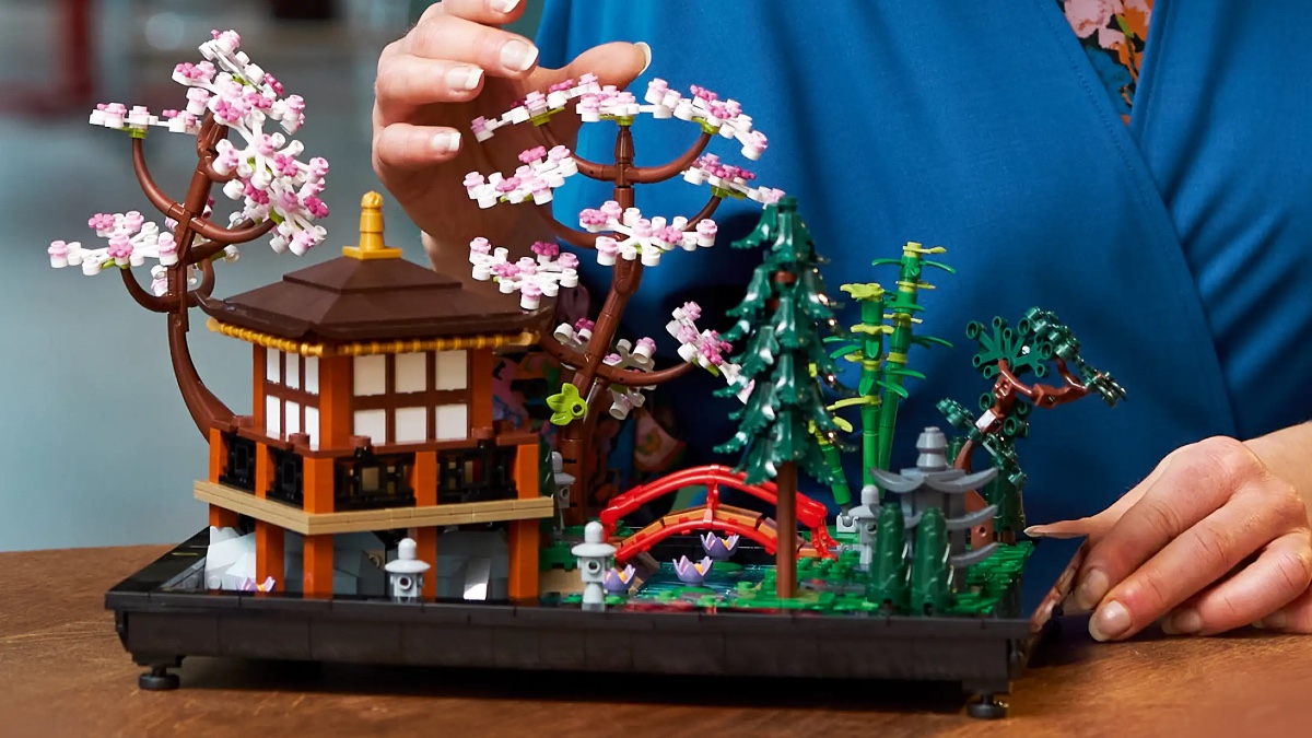 LEGO Icons 10315 Tranquil Garden featured