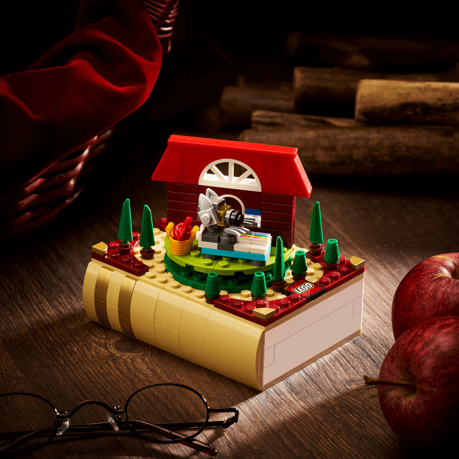 LEGO Bricktober 2021 Little red riding hood lifestyle