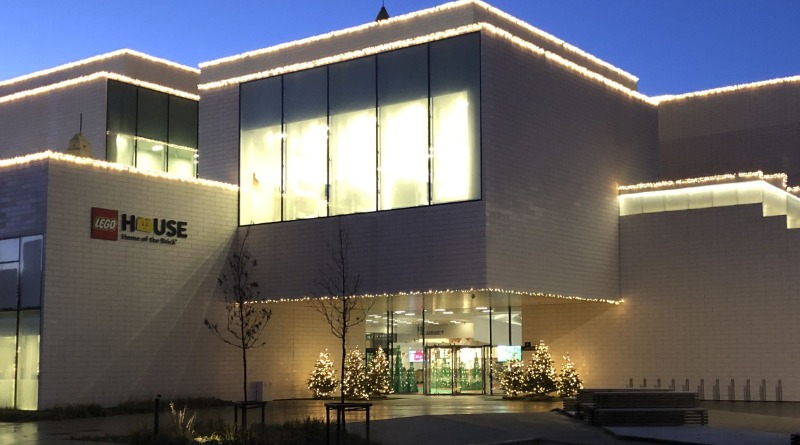 Christmas is coming to the LEGO House