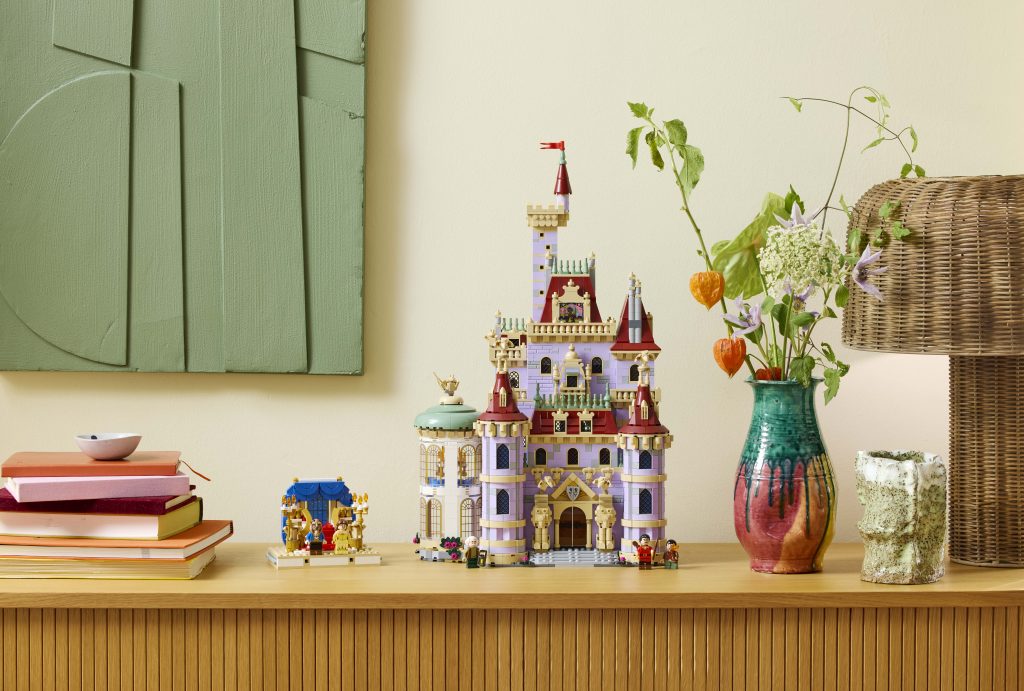 LEGO Disney 43263 Beauty and the Beast Castle 16 1024x691