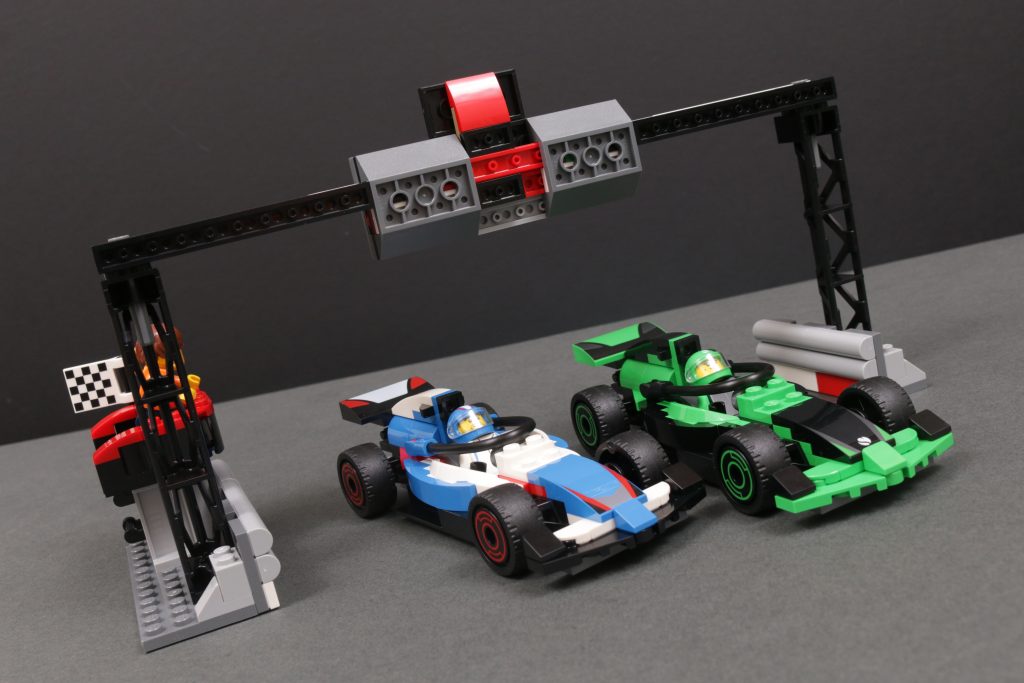 LEGO City 60474 F1 Grid with VCARB Sauber Race Cars review 44 1024x683