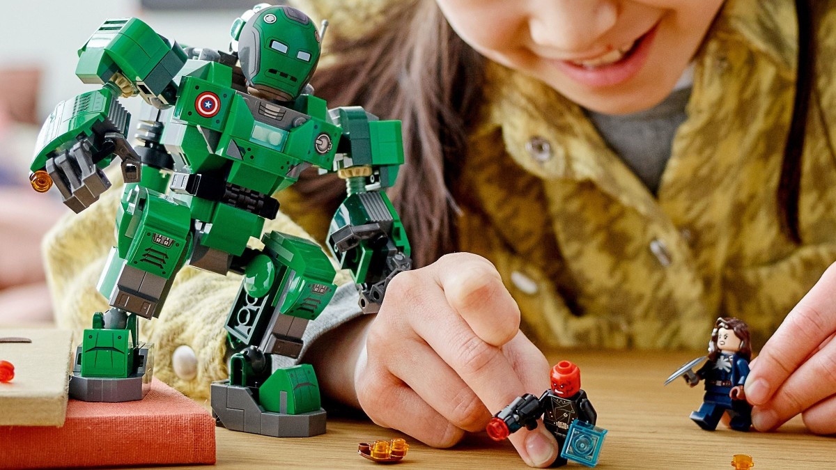 What If… LEGO Marvel 76201 Captain Carter & The Hydra Stomper was a better set?