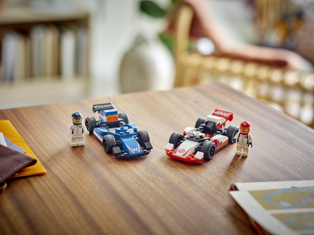 LEGO City 60464 F1 Williams Racing Haas F1 Race Cars 4 1024x768