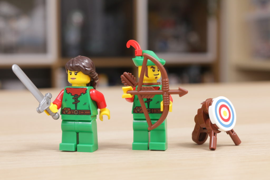 LEGO Castle 40567 Forest Hideout gift with purchase review 27 1024x683