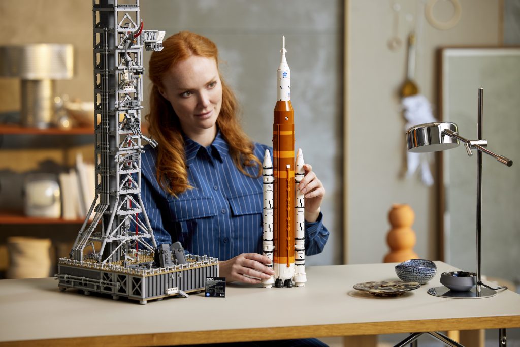 LEGO Icons 10341 NASA Artemis Space Launch System 26 1024x683