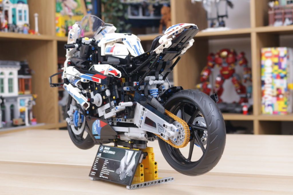 LEGO Technic 42130 BMW M 1000 RR review 6 1024x683