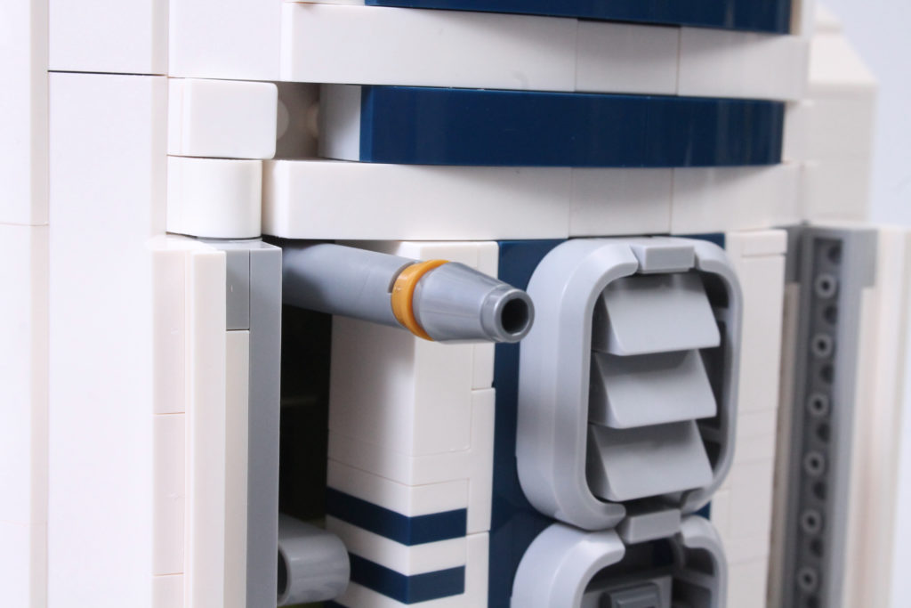 LEGO Star Wars 75308 R2 D2 review 37