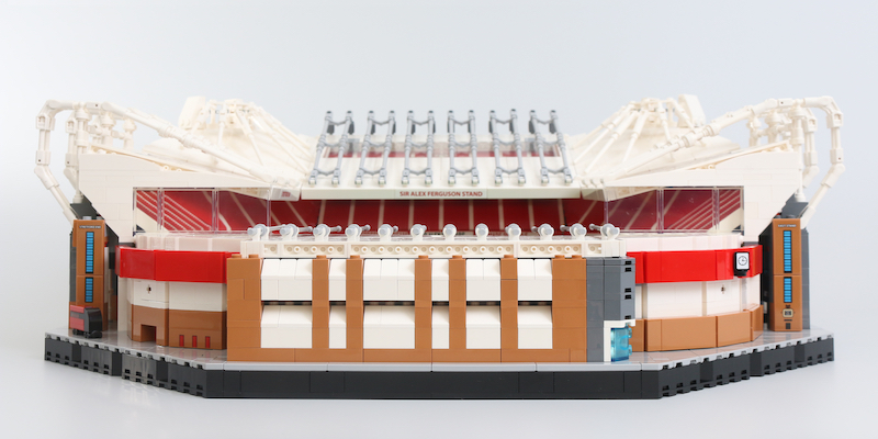 LEGO Creator Expert 10272 Old Trafford Manchester United review 2