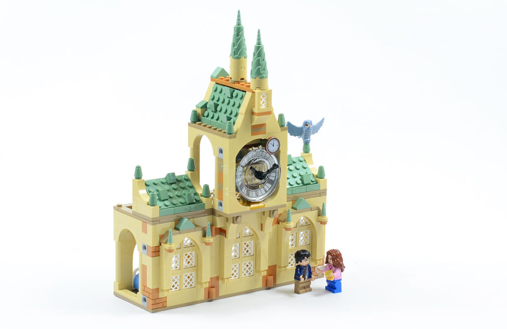 LEGO 76398 Hogwarts Hospital Wing review 2 1024x666