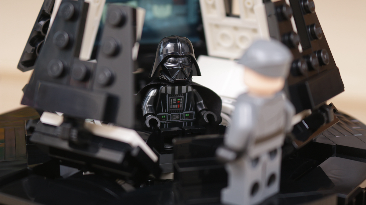 LEGO Star Wars 75296 Darth Vader Meditation Chamber review