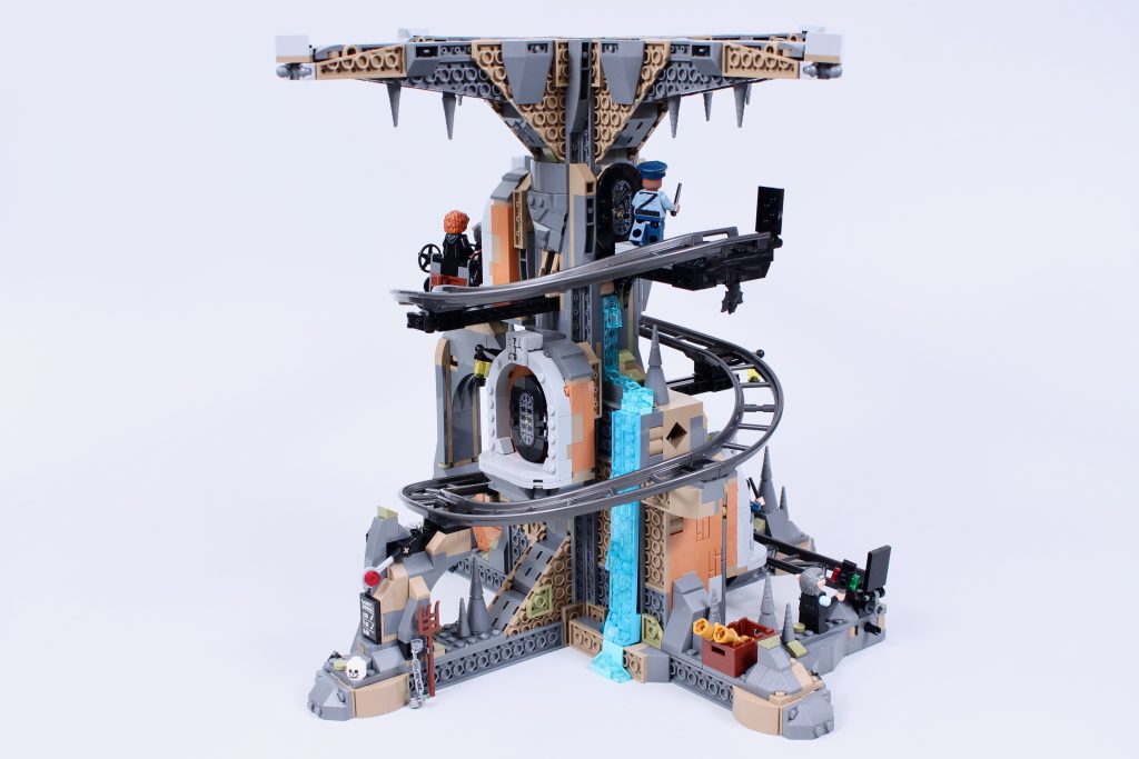 LEGO Harry Potter 76417 Gringotts Wizarding Bank Collectors Edition review 57 1024x683