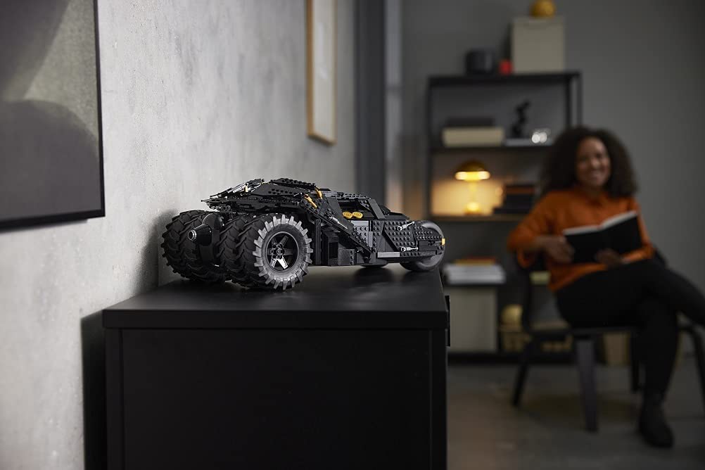 LEGO 76240 Batmobile Tumbler 8